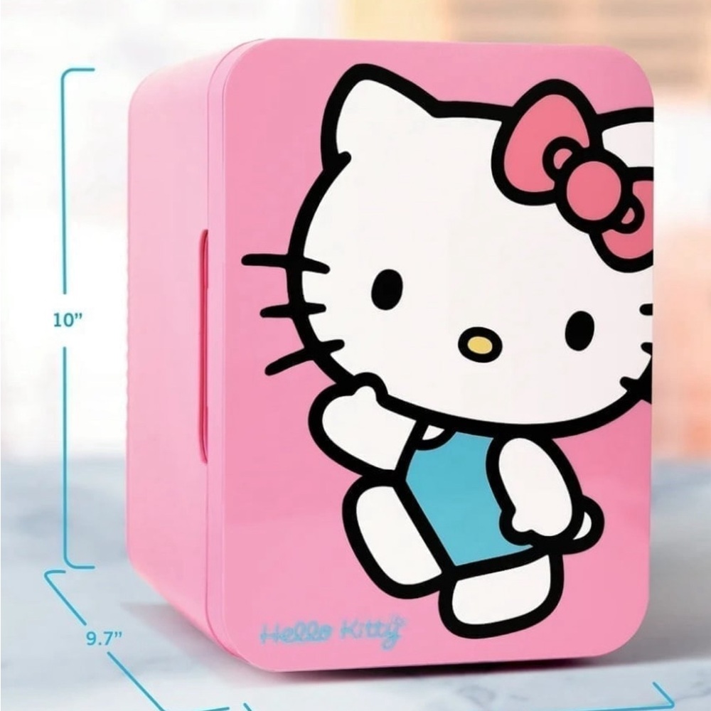 Hello kitty mini fridge